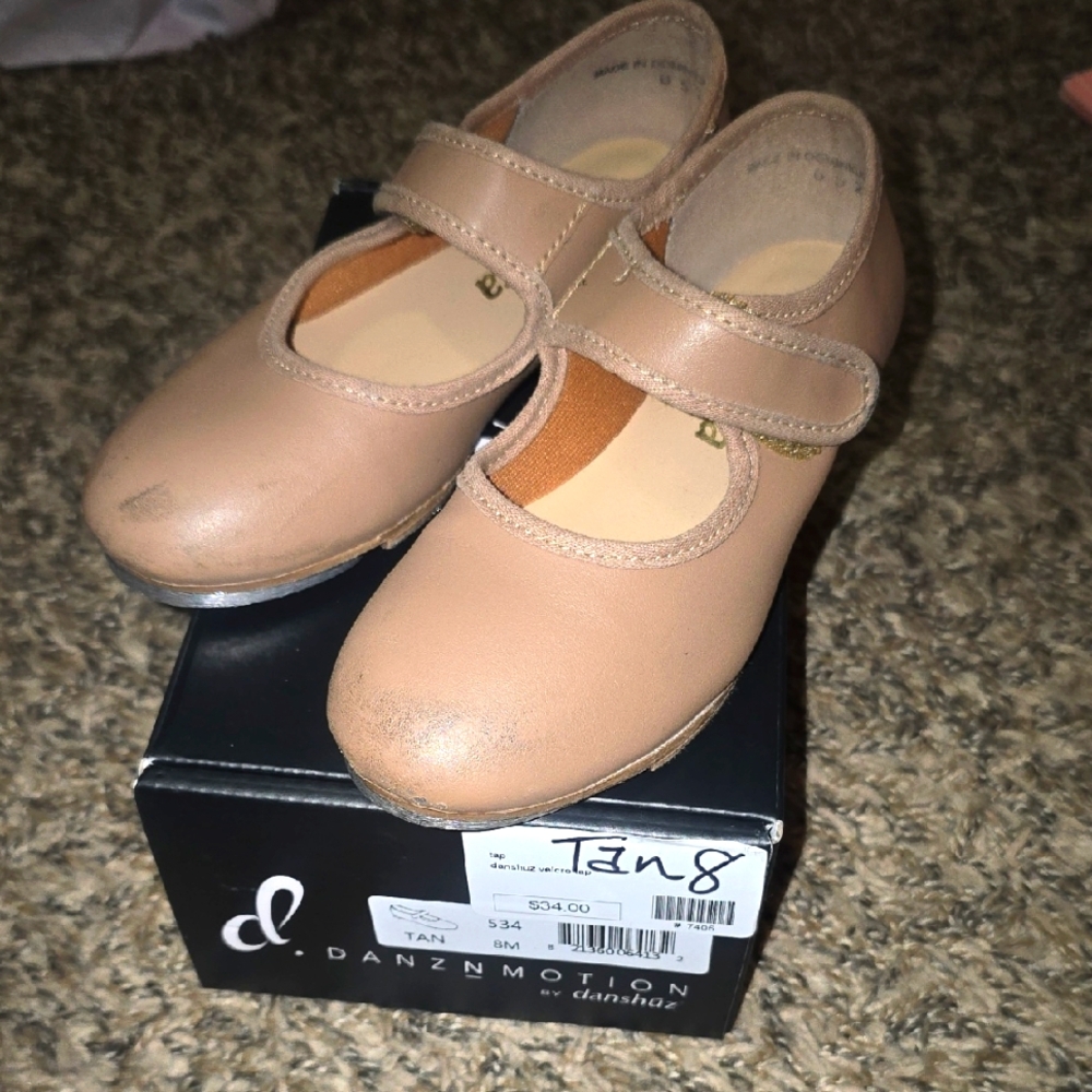 Tan Dress Shoes with Strap and Rounded Toe